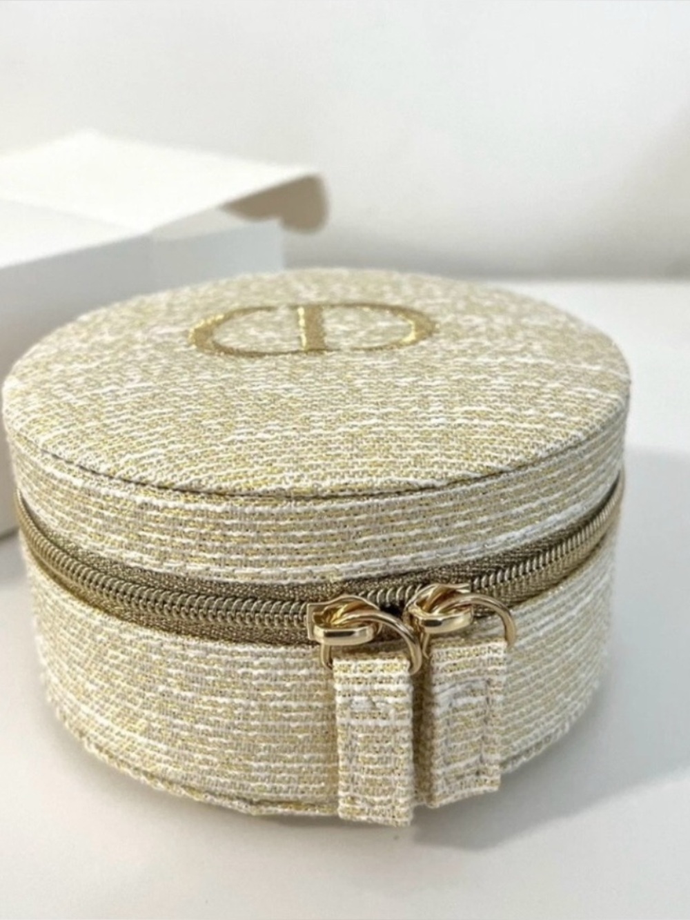 Dior Gold Glitter Jewelry Pouch Makeup Case - Picture 10 of 10